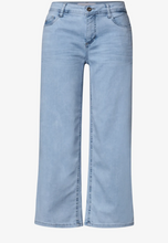 Load image into Gallery viewer, STREET ONE<BR>
Wide Leg Crop Jeans<BR>
Blue<BR>
