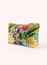 Load image into Gallery viewer, POWDER<BR>
Quilt Velvet Pouch<BR>
Teal<BR>
