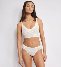 Load image into Gallery viewer, TRIUMPH<BR>
Sloggi Feel Bliss Bralette<BR>
Cacao, Turquoise, Heather, Black, White<BR>
