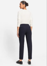 Load image into Gallery viewer, OLSEN<BR>
Crop Trousers<BR>
Black<BR>
