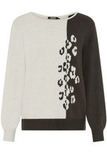 Load image into Gallery viewer, OLSEN<BR>
Leopard Intarsia Sweater<BR>
Beige<BR>
