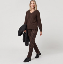 Load image into Gallery viewer, OLSEN<BR>
Henry Fit V Neck Jumper<BR>
Brown<BR>
