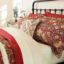 Load image into Gallery viewer, WILLIAM MORRIS &lt;BR&gt;
Strawberry Thirf Duvet Cver &lt;BR&gt;
Crimson &lt;BR&gt;
