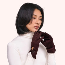 Load image into Gallery viewer, POWDER <BR>
Suki Gloves <BR>
Damson <BR>
