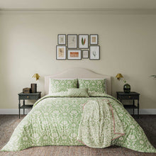 Load image into Gallery viewer, HELENA SPRINGFIELD &lt;BR&gt;
Sunflowers Duvet Set &lt;BR&gt;
Green &lt;BR&gt;
