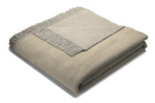 Load image into Gallery viewer, BIEDERLACK <BR>
Textured 2 sided Blanket <BR>
Natural <BR>
