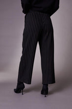 Load image into Gallery viewer, PERUZZI &lt;BR&gt;
Cropped Stripe Jersey Trousers &lt;BR&gt;
Black &lt;BR&gt;
