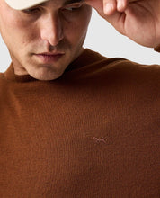Load image into Gallery viewer, RODD &amp; GUNN <BR>
York Bay Crew Knit <BR>
Ash or Tobacco available <BR>
