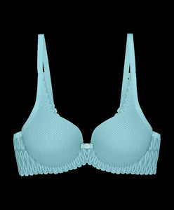 TRIUMPH LINGERIE <BR>
Aura Spotlight Wired padded bra <BR>
Ice Blue <BER>