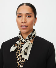 Load image into Gallery viewer, MASAI <BR>
Alvienne Scarf <BR>
Animal <BR>
