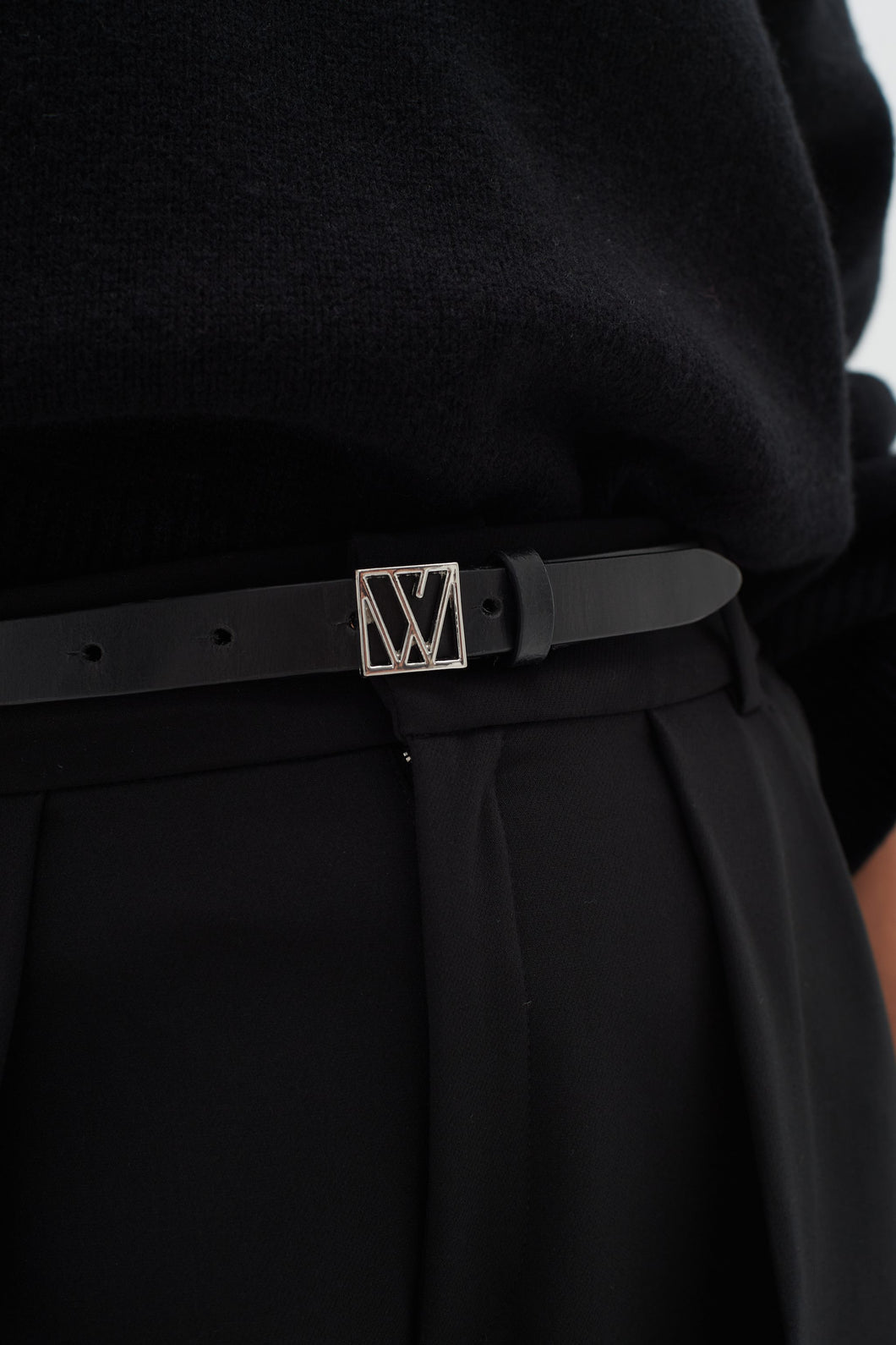 INWEAR<BR>
Logor Belt<BR>
Black and Silver<BR>
