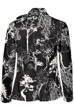Load image into Gallery viewer, INWEAR&lt;BR&gt;
Nellly Blouse&lt;BR&gt;
Black or Cream&lt;BR&gt;
