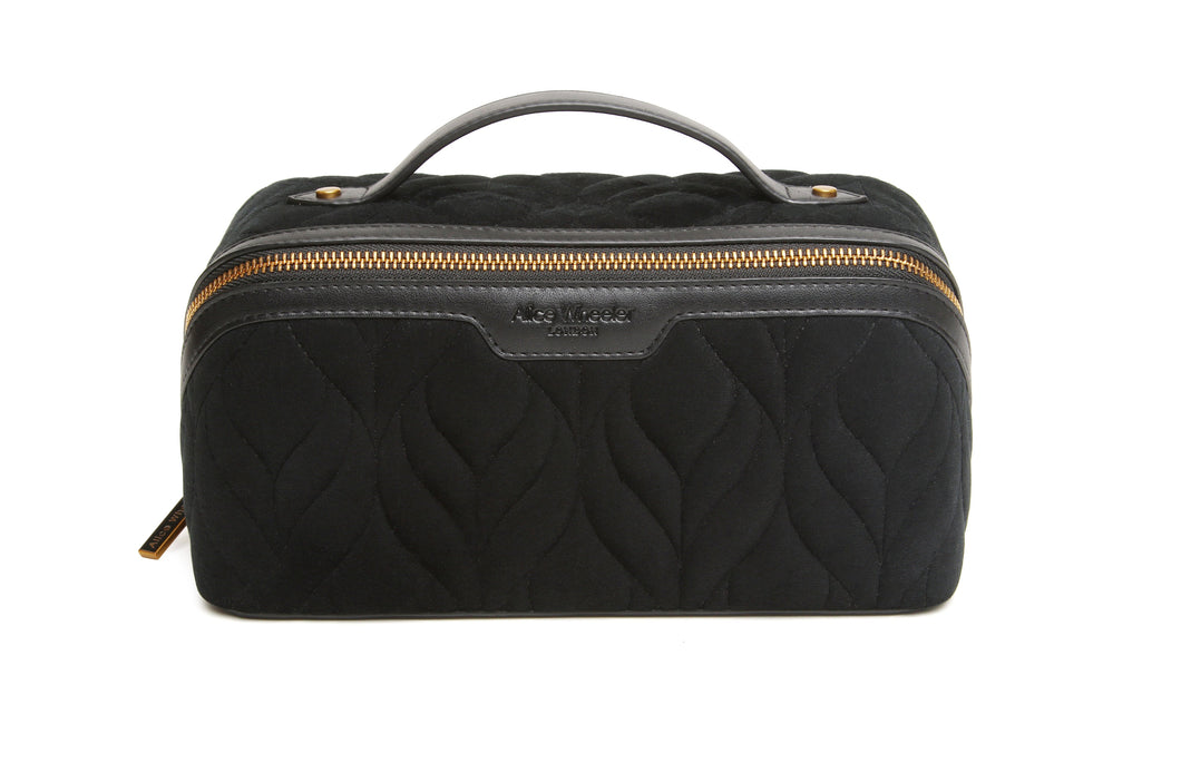 ALICE WHEELER <BR>
Velvet Train Case  <BR>
Black <BR>