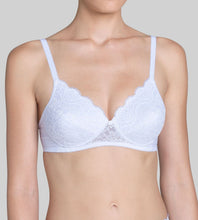 Load image into Gallery viewer, TRIUMPH &lt;BR&gt;
Amourette 3000 Padded Bra &lt;BR&gt;
