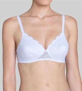 TRIUMPH <BR>
Amourette 3000 Padded Bra <BR>