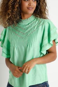 CREAM <BR>
Wing Sleeve Blouse <BR>
Green <BR>