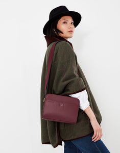 JOULES <BR>
Vegan Cross Body Camera Bag <BR>
Oxblood <BR>