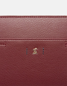 JOULES <BR>
Vegan Cross Body Camera Bag <BR>
Oxblood <BR>