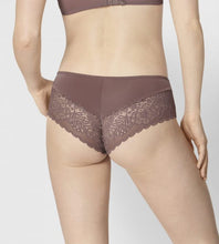 Load image into Gallery viewer, TRIUMPH AMOURETTE SPOTLIGHT HIPSTER BRIEF

