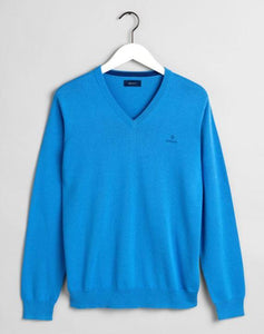 GANT <BR>
Classic Cotton V-Neck Sweater <BR>
