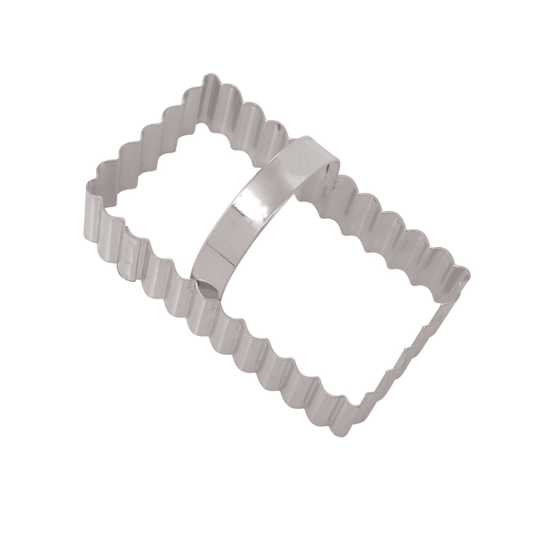 EDDINGTONS <BR>
Rectangle Fluted Cookie Cutter <BR>