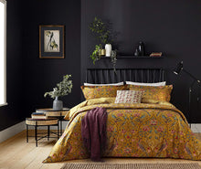 Load image into Gallery viewer, WILLIAM MORRIS &lt;BR&gt;
Seasons By May &lt;BR&gt;
Oxford Pillowcase &lt;BR&gt;
