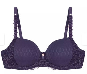 TRIUMPH <BR>
Azelea Florale, Underwire Light Moulded Bra <BR>
Smoky Lilac <BR>