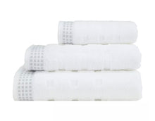 Load image into Gallery viewer, VOSSEN &lt;BR&gt;
Country Feeling Towel &lt;BR&gt;
