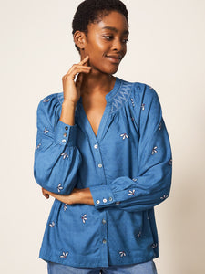 WHITE STUFF <BR>
Maude Embroidered Shirt <BR>
Teal <BR>