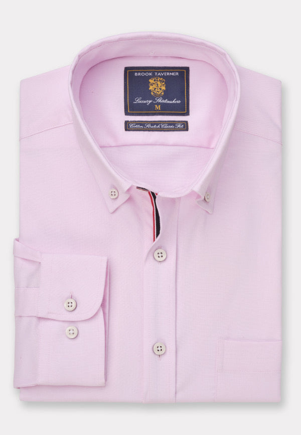 BROOK TAVERNER <BR>
Classic, Oxford, Button Down Collared Shirt <BR>
Pink <BR>