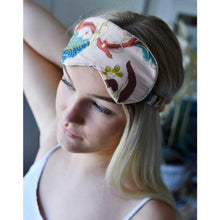 Load image into Gallery viewer, POWELL CRAFT &lt;BR&gt;
Leaf Eye Mask with Drawstring Bag &lt;BR&gt;
Pink &lt;BR&gt;
