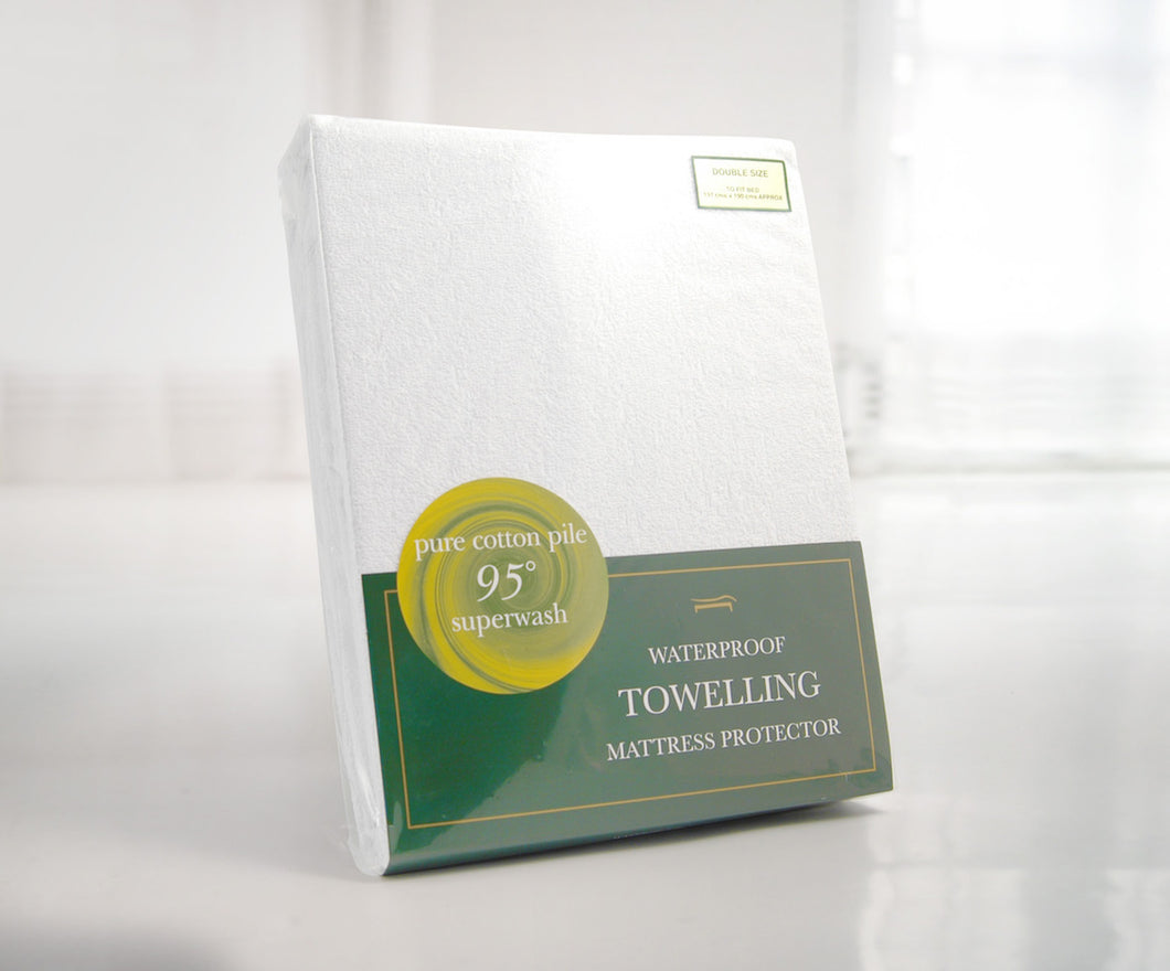 SLUMBERFLEECE <BR>
Waterproof Towelling Mattress Protector <BR>