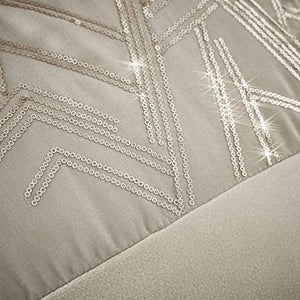 CATHERINE LANSFIELD <BR>
Velvet Sparkle <BR>
Champagne <BR>