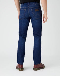 WRANGLER <BR>
Texas Authentic Straight <BR>
Comfort Zone <BR>