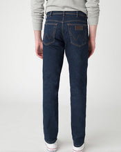 Load image into Gallery viewer, WRANGLER TEXAS SLIM DENIM JEANS
