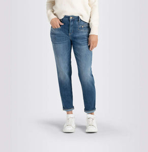 MAC <BR>
Carrot Mom Fit Jean <BR>
Blue <BR>
