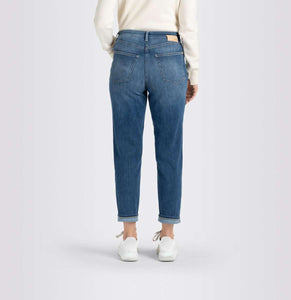 MAC <BR>
Carrot Mom Fit Jean <BR>
Blue <BR>