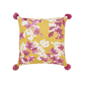 HELENA SPRINGFIELD <BR>
Bouvardia Cushion <BR>