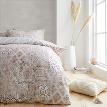 Load image into Gallery viewer, PINEAPPLE &amp; ELEPHANT &lt;BR&gt;
Iniko Bedlinen &lt;BR&gt;
Blush &lt;BR&gt;

