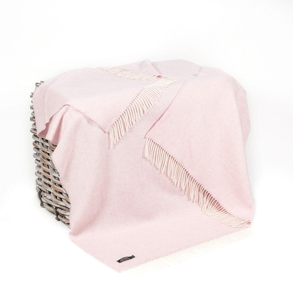 JOHN HANLY <BR>
Cashmere Throw <BR>
Baby Pink Herringbone <BR>