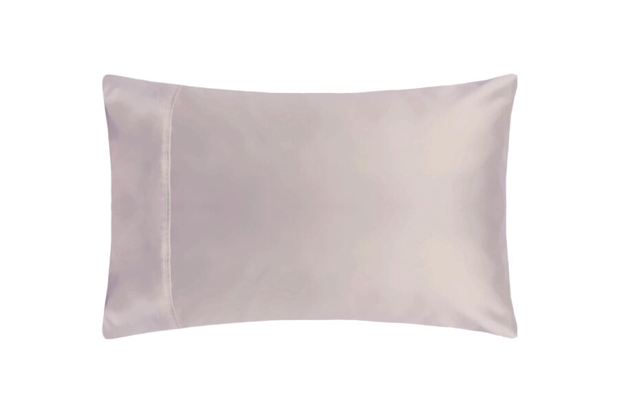 BELLEDORM <BR>
200 Thread Cotton Sheet <BR>
Mulberry <BR>