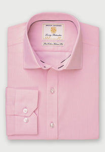 BROOK TAVERNER <BR>
Romsey Long Sleeved Shirt <BR>
Pink <BR>